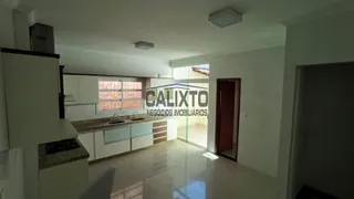 Casa com 3 Quartos à venda, 150m² no Martins, Uberlândia - Foto 11