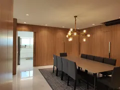 Apartamento com 3 Quartos para alugar, 190m² no Centro, Balneário Camboriú - Foto 12