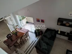 Casa com 3 Quartos à venda, 240m² no Jardim Colina, Uberlândia - Foto 2