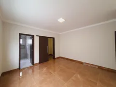 Casa com 3 Quartos à venda, 213m² no Jardim Karaíba, Uberlândia - Foto 33