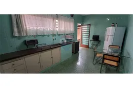 Casa com 4 Quartos à venda, 202m² no Vila Santana, Araraquara - Foto 3