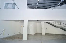 Galpão / Depósito / Armazém para venda ou aluguel, 274m² no Vila Gilda, Santo André - Foto 4