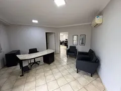 Prédio Inteiro para alugar, 450m² no Vitoria, Londrina - Foto 9