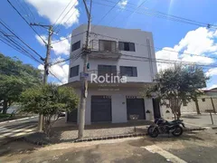 Apartamento com 2 Quartos para alugar, 40m² no Segismundo Pereira, Uberlândia - Foto 1