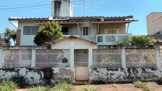 Casa com 4 Quartos à venda, 800m² no Goiania 2, Goiânia - Foto 2
