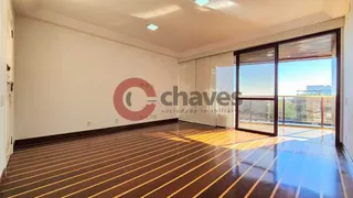 Apartamento com 3 Quartos para alugar, 135m² no Arpoador, Rio de Janeiro - Foto 4