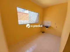 Casa com 2 Quartos para alugar, 56m² no Prefeito José Walter, Fortaleza - Foto 6