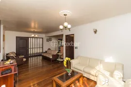 Casa com 4 Quartos à venda, 347m² no Medianeira, Porto Alegre - Foto 4