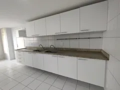 Apartamento com 4 Quartos para alugar, 234m² no Monteiro, Recife - Foto 12