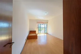 Apartamento com 3 Quartos para alugar, 324m² no Centro, Irati - Foto 27