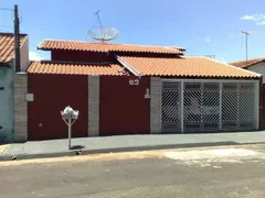 Casa com 3 Quartos à venda, 200m² no Núcleo Habitacional Presidente Jânio da Silva Quadros, Marília - Foto 3