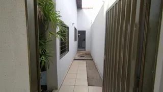 Casa com 3 Quartos à venda, 199m² no Cidade Jardim, Uberlândia - Foto 4