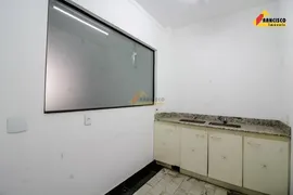 Loja / Salão / Ponto Comercial para alugar, 308m² no Centro, Divinópolis - Foto 18