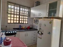 Casa com 2 Quartos à venda, 136m² no Jardim Primor, Araraquara - Foto 4