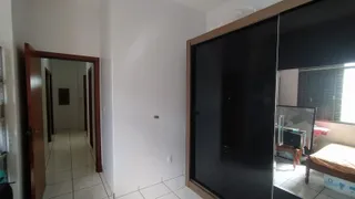 Casa com 3 Quartos à venda, 199m² no Cidade Jardim, Uberlândia - Foto 17