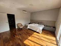 Casa de Condomínio com 4 Quartos à venda, 380m² no Alphaville, Santana de Parnaíba - Foto 13