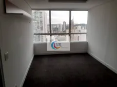 Conjunto Comercial / Sala para alugar, 205m² no Itaim Bibi, São Paulo - Foto 7