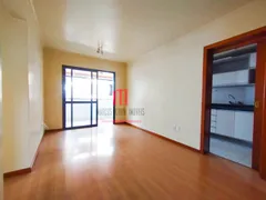 Apartamento com 2 Quartos à venda, 68m² no Jardim Lindóia, Porto Alegre - Foto 4