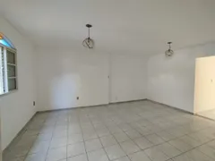 Casa com 3 Quartos à venda, 176m² no Conjunto Ademar Maldonado, Belo Horizonte - Foto 3