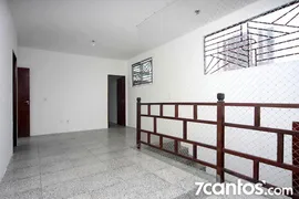 Casa com 3 Quartos para alugar, 191m² no Guararapes, Fortaleza - Foto 3