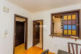 Apartamento com 3 Quartos para alugar, 88m² no Medianeira, Porto Alegre - Foto 5