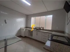 Casa Comercial com 3 Quartos à venda, 260m² no Jardim Colina, Uberlândia - Foto 8