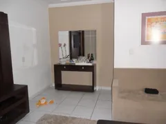 Casa com 4 Quartos à venda, 441m² no Marta Helena, Uberlândia - Foto 2