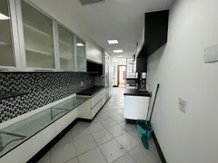 Apartamento com 4 Quartos para alugar, 178m² no Praia do Canto, Vitória - Foto 10