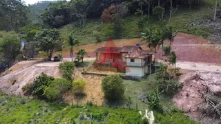 Fazenda / Sítio / Chácara com 3 Quartos à venda, 135m² no , Natividade da Serra - Foto 1