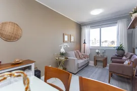 Apartamento com 2 Quartos à venda, 63m² no Azenha, Porto Alegre - Foto 2