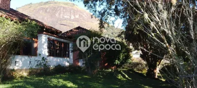 Casa com 4 Quartos à venda, 320m² no Iúcas, Teresópolis - Foto 1