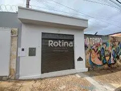 Casa Comercial para alugar, 26m² no Nossa Senhora Aparecida, Uberlândia - Foto 1