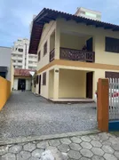 Casa com 3 Quartos para alugar, 140m² no Meia Praia, Itapema - Foto 1