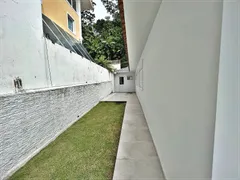 Casa com 4 Quartos para alugar, 177m² no Centro, São José - Foto 9