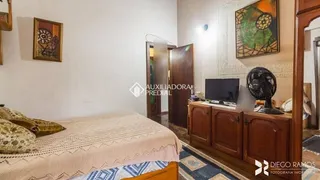 Casa com 4 Quartos à venda, 254m² no Ipanema, Porto Alegre - Foto 38