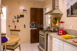 Casa com 3 Quartos à venda, 258m² no Bingen, Petrópolis - Foto 9