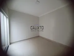 Casa com 3 Quartos à venda, 164m² no Novo Mundo, Uberlândia - Foto 6