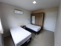 Apartamento com 2 Quartos para alugar, 70m² no Bombas, Bombinhas - Foto 13