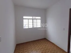 Casa com 3 Quartos para alugar, 150m² no Jardim Ricetti, São Carlos - Foto 4