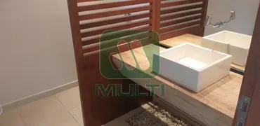 Casa com 3 Quartos para alugar, 436m² no Gávea, Uberlândia - Foto 46