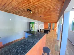 Casa com 3 Quartos à venda, 200m² no Praia do Estaleiro, Balneário Camboriú - Foto 9