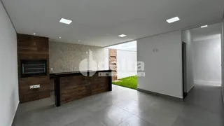 Casa com 3 Quartos à venda, 250m² no Jardim Botânico, Uberlândia - Foto 15