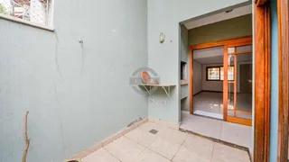 Sobrado com 4 Quartos à venda, 219m² no Ipanema, Porto Alegre - Foto 9