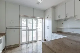 Casa com 3 Quartos à venda, 562m² no Lidice, Uberlândia - Foto 12