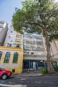 Apartamento com 2 Quartos à venda, 66m² no Centro, Porto Alegre - Foto 2