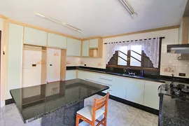 Casa com 3 Quartos à venda, 361m² no São Lourenço, Curitiba - Foto 5