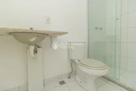 Apartamento com 3 Quartos para alugar, 66m² no Humaitá, Porto Alegre - Foto 14