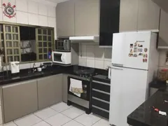 Casa com 3 Quartos à venda, 165m² no Jardim Europa, Uberlândia - Foto 15