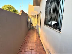 Casa Comercial com 3 Quartos à venda, 400m² no Jardim Santa Angelina, Araraquara - Foto 42