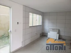 Sobrado com 3 Quartos à venda, 142m² no Santa Cândida, Curitiba - Foto 2